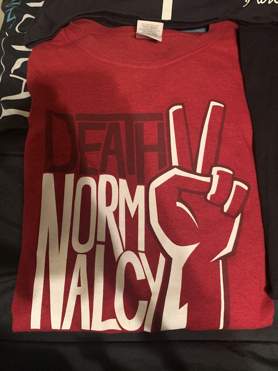 BM_Quinn1's tweet photo. Hey everyone. #SPNVegas is in like 2 weeks and I’m trying to make some extra $$ to have a really amazing birthday with some friends and the SPN cast. Selling a few #Spn shirts I haven’t worn in a while. Size 2XL on most items. Comment or DM if interested. https://t.co/GXVGCVCn8v