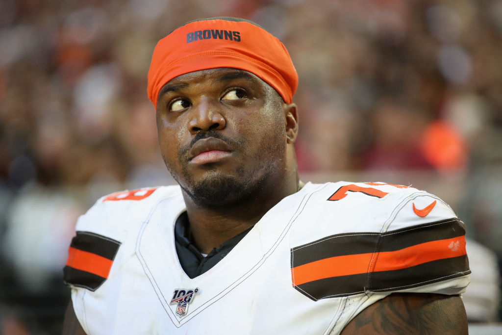 BleacherReport's tweet photo. Former No. 2 pick Greg Robinson and former NFL receiver Quan Bray could face up to 20 years after allegedly being found with approximately 157 pounds of marijuana at a border patrol checkpoint. https://t.co/3DEu5DdI1V