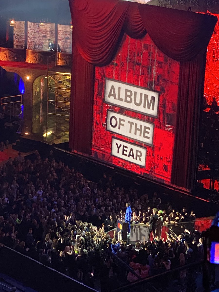 Pop Affairs tweet media
