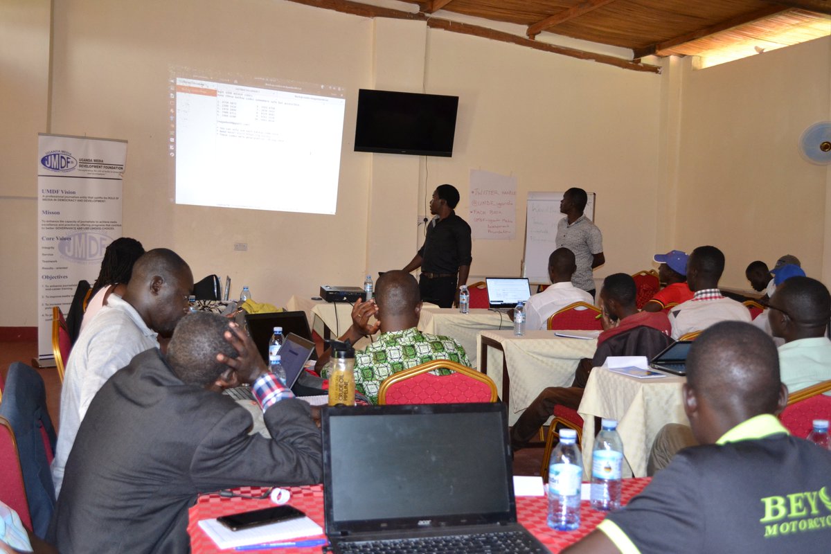 Practical session with some of the #journalists learning how and what steps you take to make sure your data is safe from hackers
#electionreportingskills training