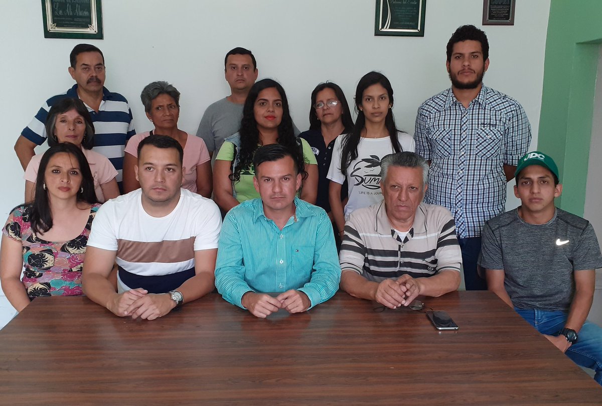#Pronunciamiento como Directivo del <a href="/PartidoCOPEI_/">COPEI LEGÍTIMO ODCA</a> en Junín y el Táchira, en rechazo al primitivismo al que nos llevó el socialismo,como en la época de las cavernas:sin electricidad,ni agua potable,ni gas doméstico,ni telefonía,ni tecnología posible,derivando problemas sociales.
