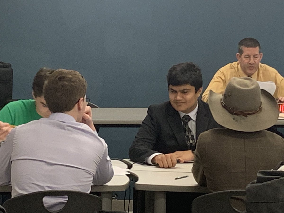 SteelePrincipal's tweet photo. Amherst @SteeleAcademic wins 2 out of 3 matches tonight at North Olmsted HS in @Ohio_SWC action!!!!
#BrightComets #AcademicRockStars https://t.co/NDKSvHtsKo