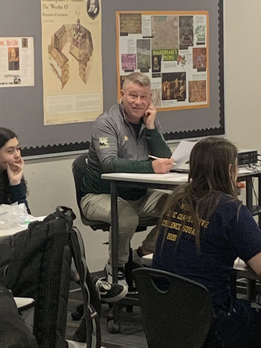 SteelePrincipal's tweet photo. Amherst @SteeleAcademic wins 2 out of 3 matches tonight at North Olmsted HS in @Ohio_SWC action!!!!
#BrightComets #AcademicRockStars https://t.co/NDKSvHtsKo