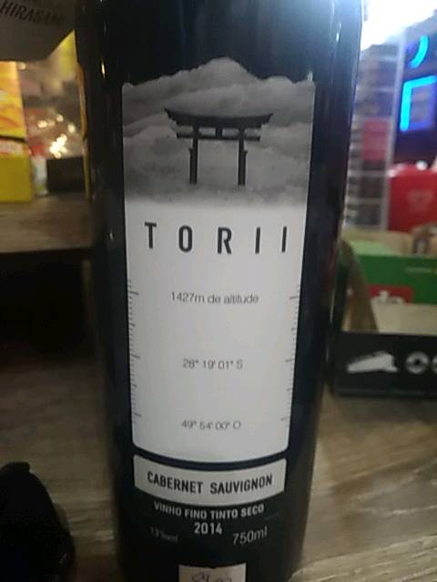 Veja s&oacute; este vinho. Estou atribuindo 3 de 5 estrelas com o aplicativo @Vivino:https://t.co/59X7KAOCXJ<a href="/tag/novafotodeperfil"class="tags"><span>#novafotodeperfil</span></a>