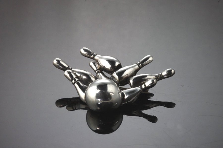 “Bowling is a sport for people who have talent to spare!” —Unknown
#bowling #pin #sterlingsilver #bowler #handmadejewelry #shopcavallofinejewelry #strike #bowlingalley #sterlingsilverbrooch #bowlingball