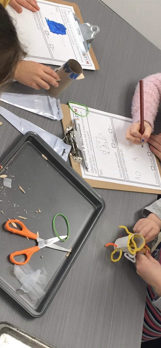 ra_maynard's tweet photo. Thanks @DDSB_STEM for a great #IReadCanadianDay started with a read from Mechanimals and then a chance to make our own Mechanimals! https://t.co/RWPxZONIKf