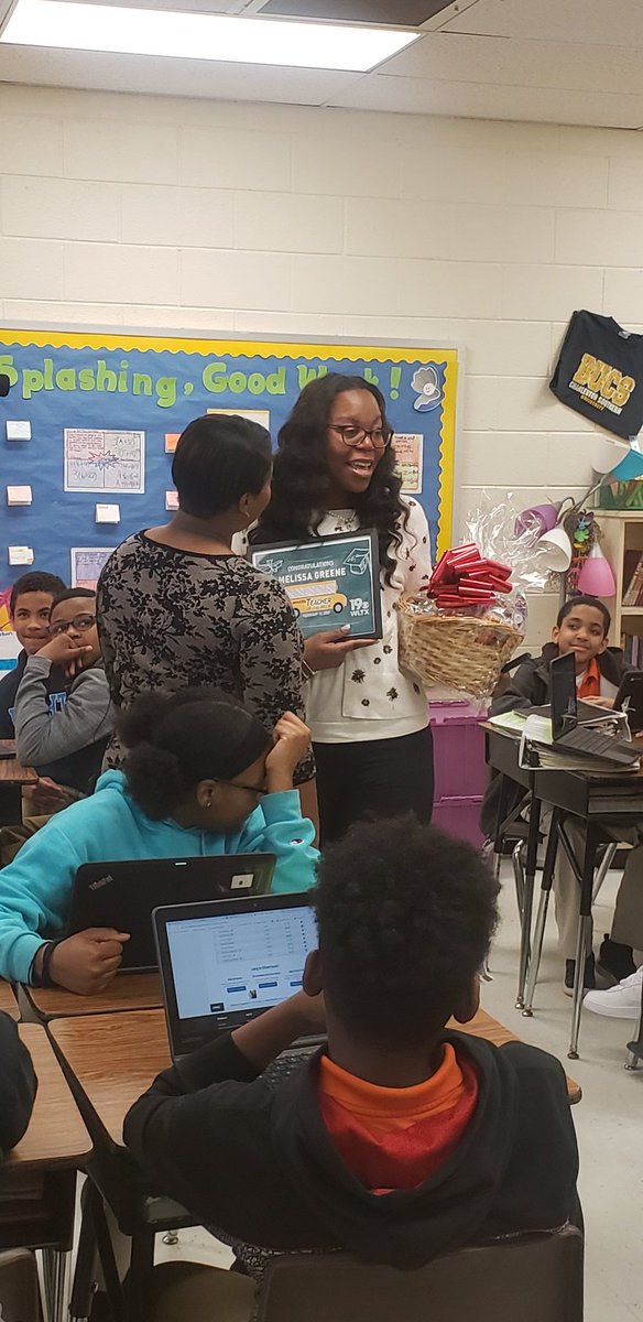 McCroreyListon's tweet photo. Congratulations to @MKGreene40 for being nominated as @WLTX's Teacher of the Week! @TeamFairfieldSC @McCroreyListon #mlstlit #eaglessoar #mlsteagleleader https://t.co/LIWystbd9T