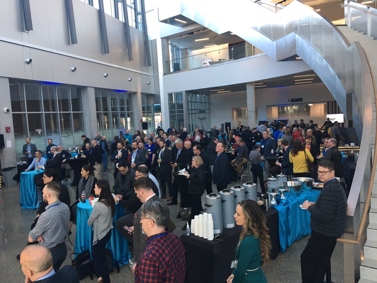 joshsbowen's tweet photo. #Resilient communities and organizations are built in collaborative training and professional development environments before the #disaster happens. There’s some great networking and resilience building happening at @NAIT #cadem #EMSS20 https://t.co/nZ01lZfzkN