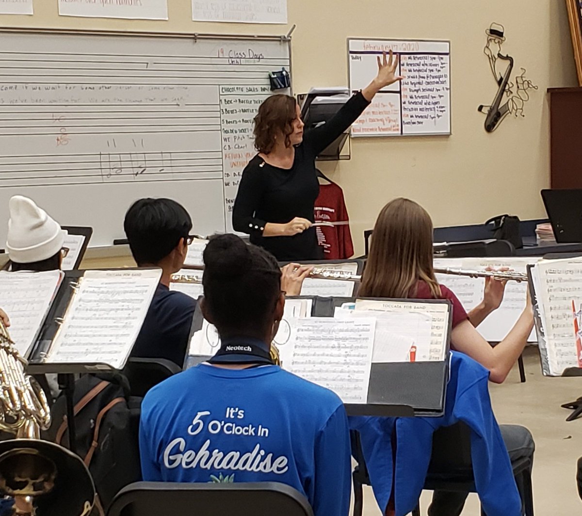 gardensbands's tweet photo. It was an absolute pleasure to have Ms. Groves @bakmsoamusic out to help us on our journey! It was great learning new concepts from her! Thank you! #gogators #soundoftheswamp #windensemble #grateful #thankyou #greatcolleagues #formergator #mpa https://t.co/8CmPn0rEIT