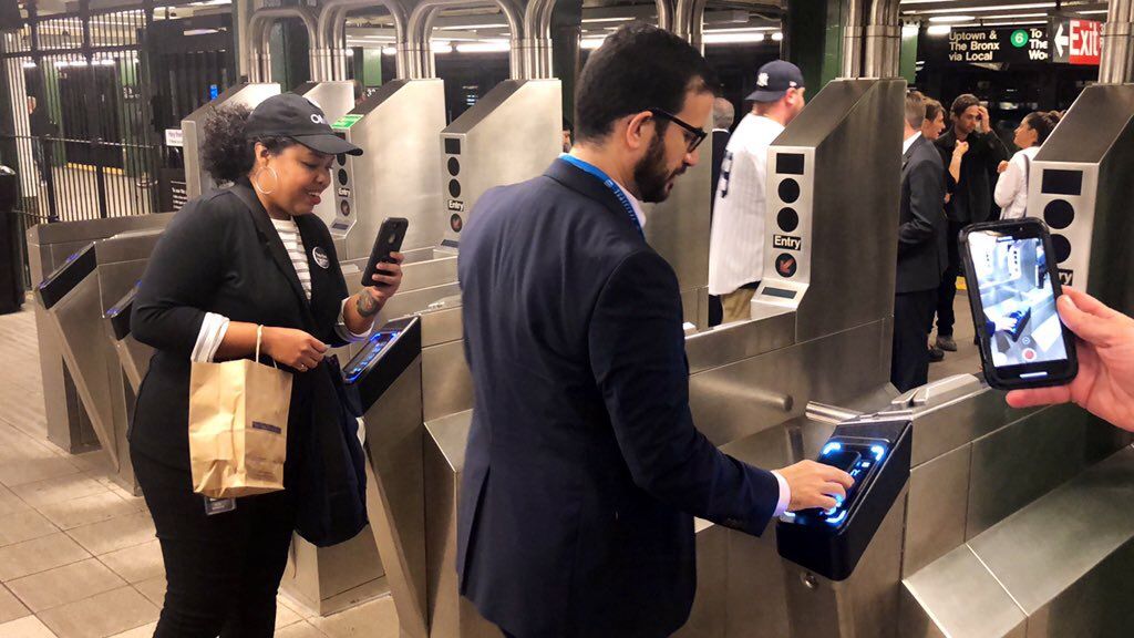 BorisKarsch's tweet photo. 101 things to love about New York and Metrocards made no. 63, courtesy of @CurbedNY. Next year’s list to include #OMNY. 

https://t.co/oSdNDy70jt

#transit #nytransit #transportation #publictransit #mobility #contactlesspayments https://t.co/BSBDo3w9tO