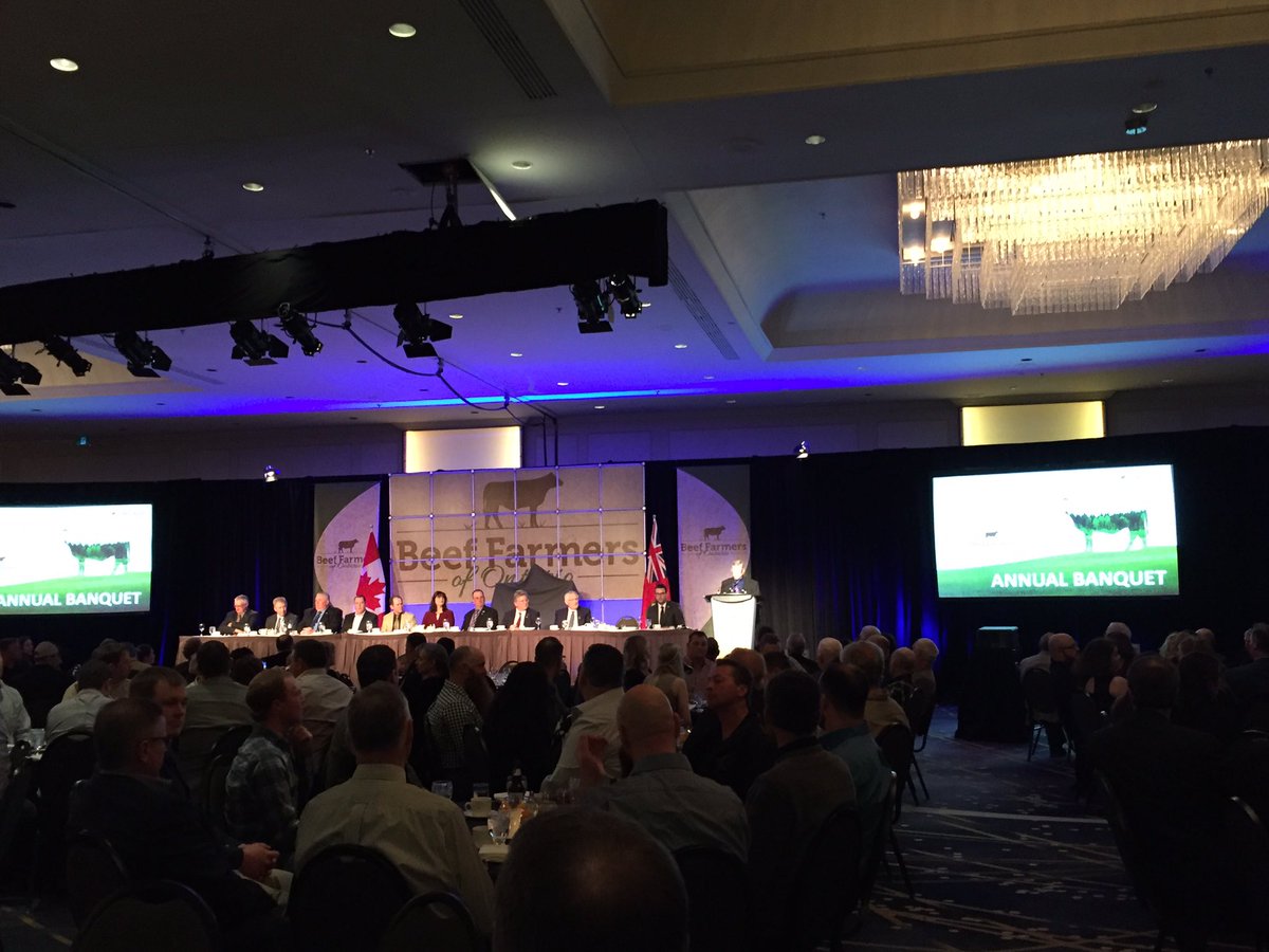 BeefFarmersON's tweet photo. Looking forward to a fun evening banquet at the #BFOAGM, welcoming guests from across the industry, province and country. #ontag #ontbeef #LetsTalkBeef https://t.co/TsFm4EDEB3