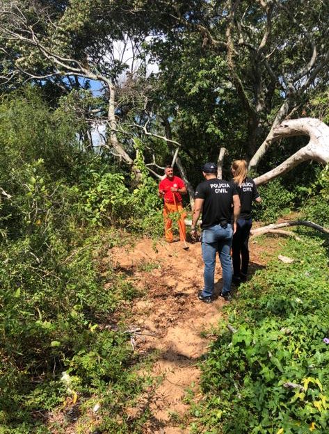 delmariosouza's tweet photo. PC/DPM -2 DPRM - DP/GUAÍBA 
Apoio BOMBEIROS RS e CORSAN

INVESTIGAÇÕES SOBRE DESAPARECIMENTO EM GUAÍBA 

Polícia Civil solicita que não sejam replicadas informações falsas sobre os casos de desaparecimento com investigações em andamento
Qualquer informação deve ser repassada à PC https://t.co/VqVkcPXr1E