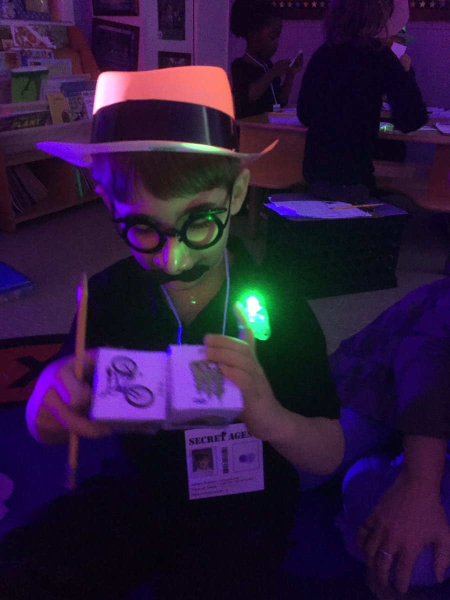 NSteeleTeaching's tweet photo. Part 2 of SPY DAY! 🕵️♂️🕵️♀️ #exhausted #doitforthekids #abcorder #rollastory #120trailmix #fingerprinting #numbersto120 #WeAreUnionSTEM https://t.co/i94Lvp6ffW