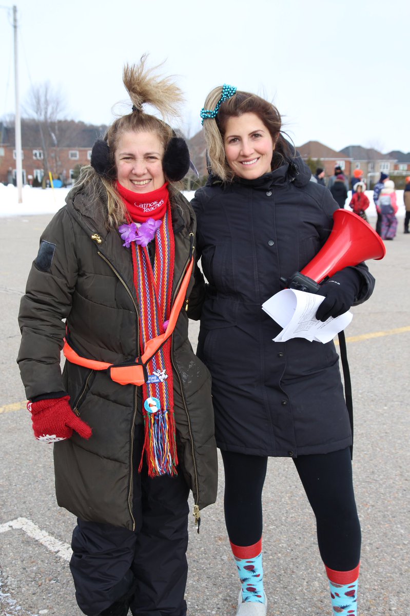 HST_YCDSB's tweet photo. Thank you to our FSL teachers, Mme Coletti &amp; Mme Ferlisi for organizing our #Carnaval play day! Thank you once again to our int. ss for leading the pr. &amp; jr. ss &amp; running stations. Exceptional teamwork resulted in a fun morning outdoors. @TAcunto @ElizabethCrowe_ @YCDSB https://t.co/wUPhSEbQKE