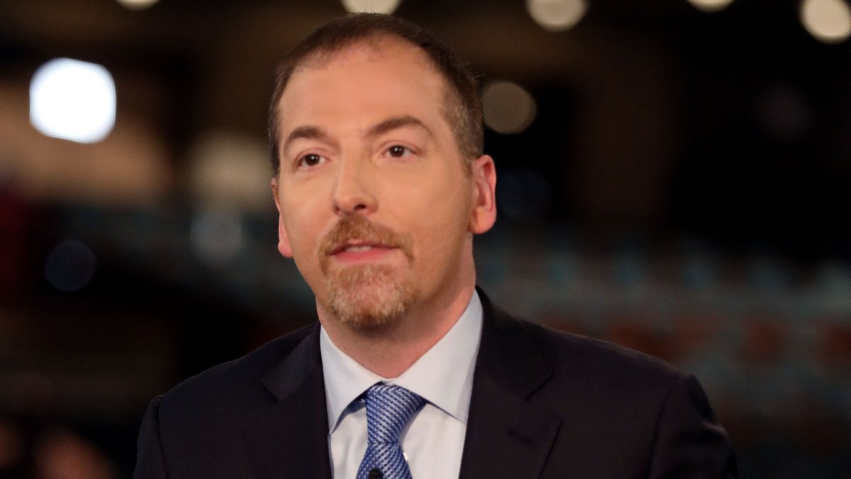 Chuck Todd Reminds Candidates That If They Want More Time To Speak There Are Melee Weapons Under Each Of Their Lecterns trib.al/EzASFpV