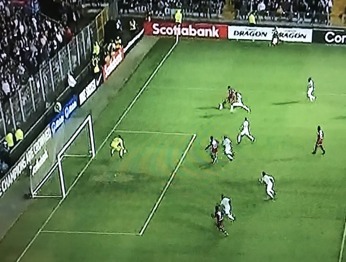 stevensandor's tweet photo. Off or on? #IMFC #CCL2020 https://t.co/DOiJdythz0