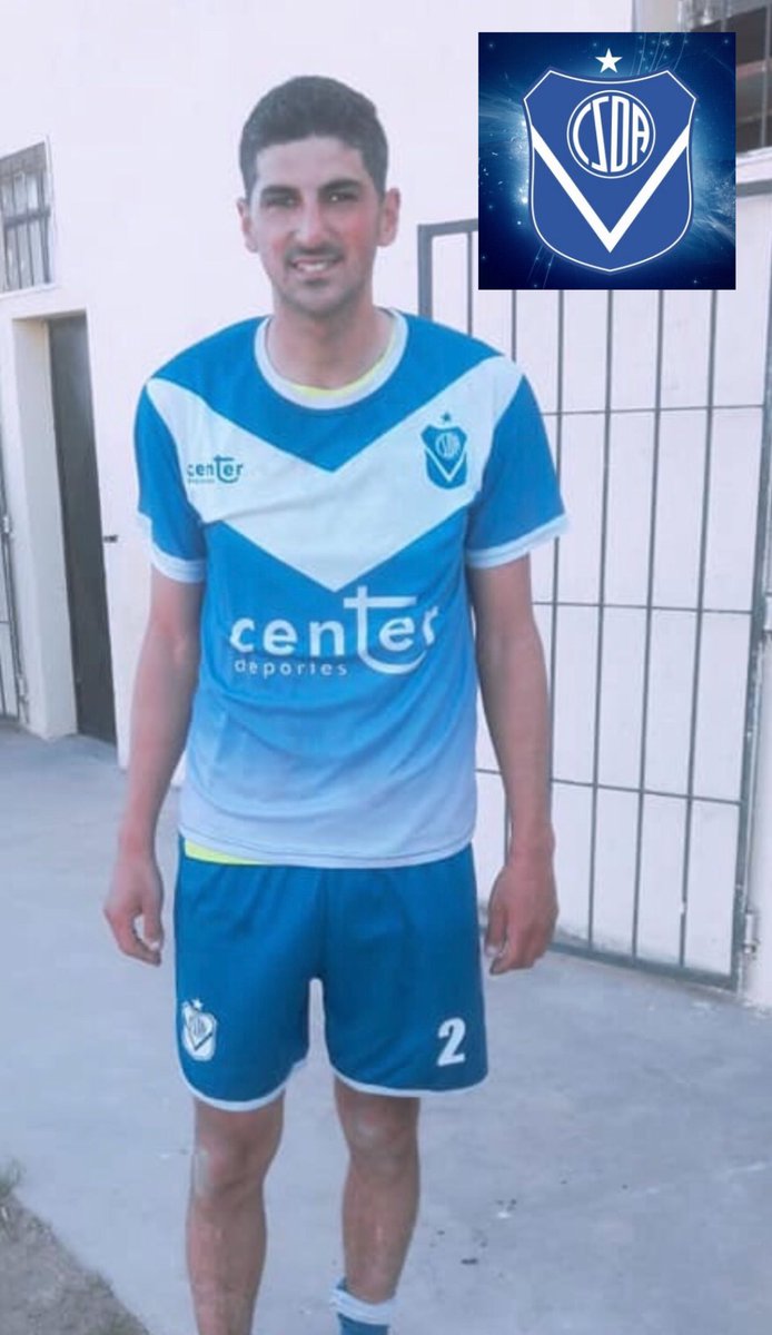 DeportivoAnguil's tweet photo. Desde el #CSyDA saludamos a #MujhiJamad en el día de su Cumpleaños 🎂 !! Te deseamos un gran día 
.
.
#ElClubDelPueblo 💙💙💙 https://t.co/yTgV6AZHv5