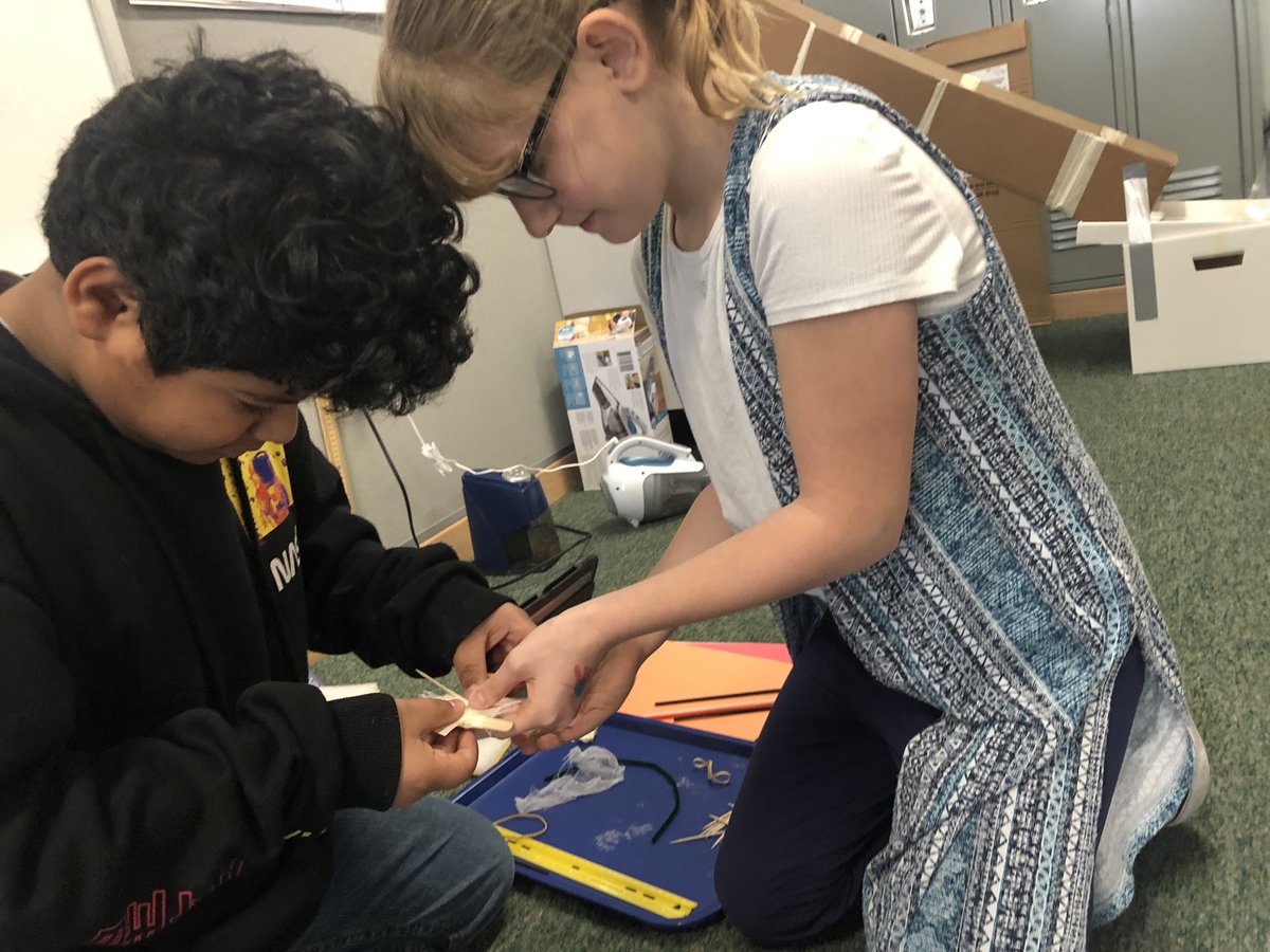 mrs_holeman_'s tweet photo. These avalanche engineers are working through “A Slippery Slope” from @EiE_org! Today, the catches were imagined, created and tested! #Engineering #vrejags @ValleyRidgeES @STEMKimLISD https://t.co/yXYhlcsdFq