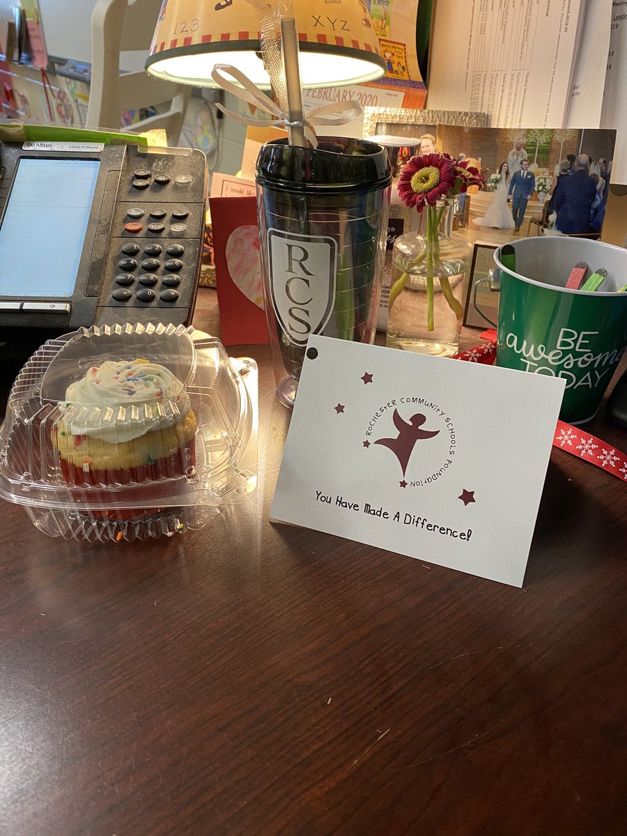 MrsRangos's tweet photo. Feeling so grateful to work with such thoughtful parents, students, and staff! “Teaching is a work of heart”.❤️ #UHillsEagles #RCSPride https://t.co/8lnGRRcjxa