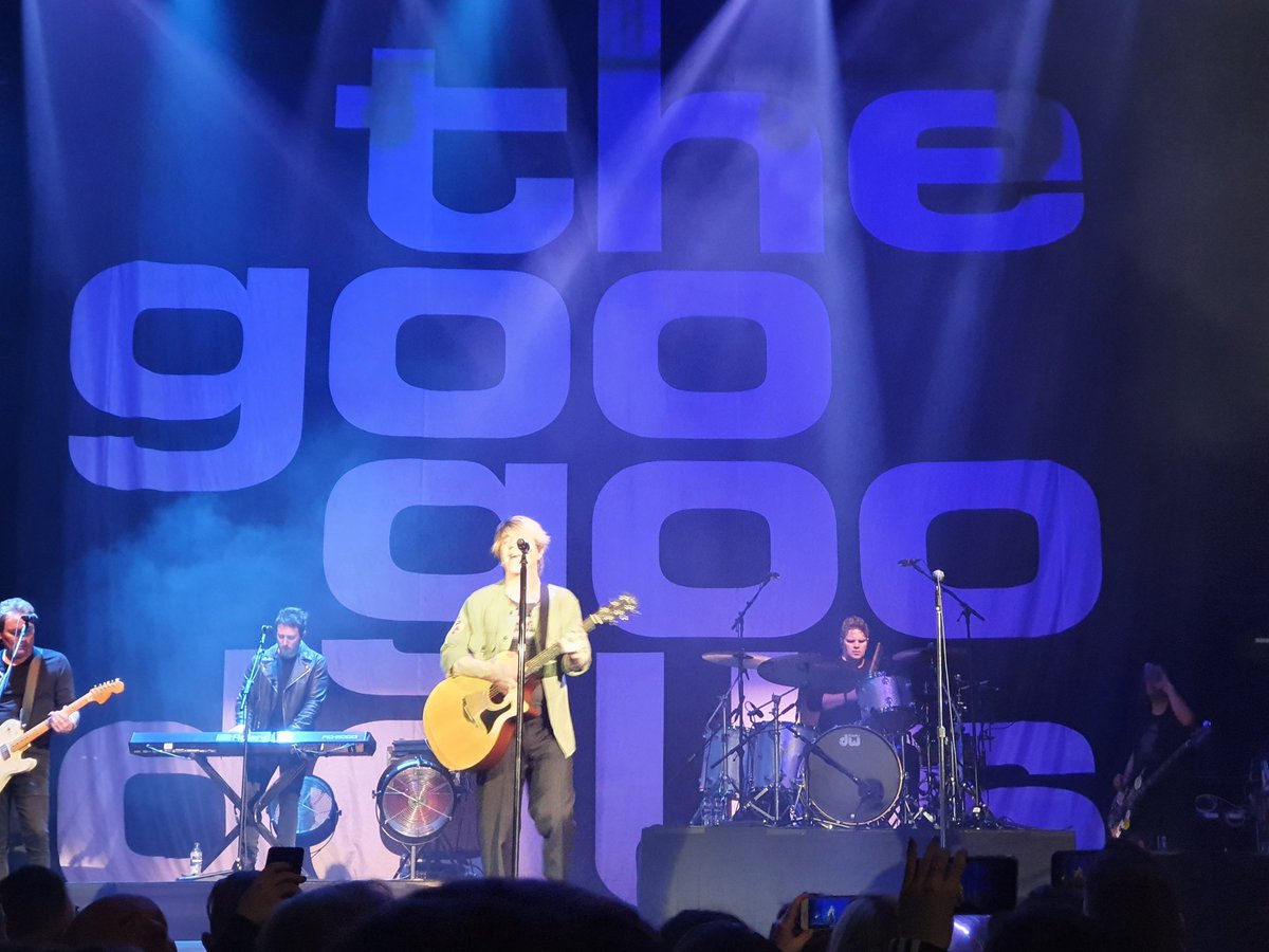 just_tracey1's tweet image. Fantastic opening show. Thank you! @googoodolls #miraclepilltour #glasgow #02academy