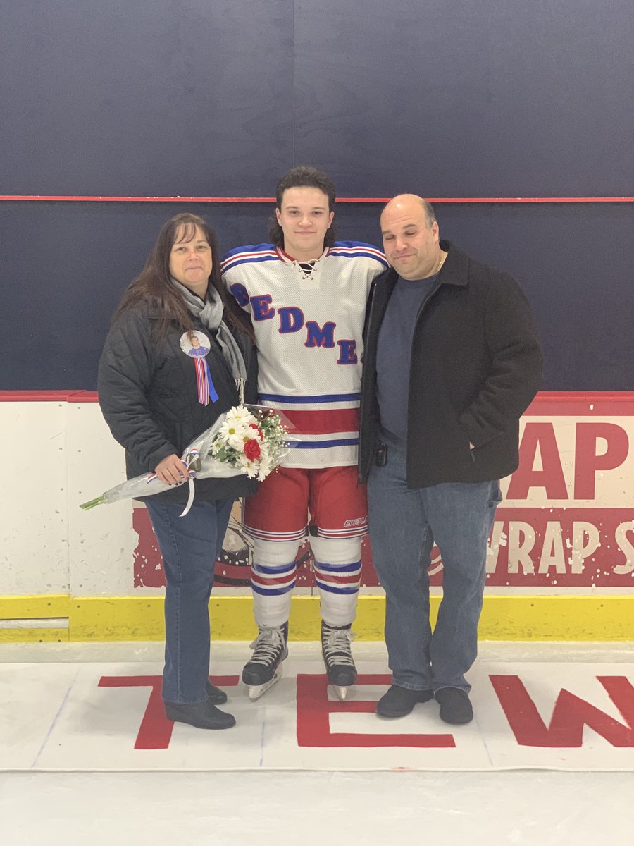 TMHS_Athletics's tweet photo. Senior Michael Dell’Orfano and his Parents https://t.co/bDgXqwuwtm