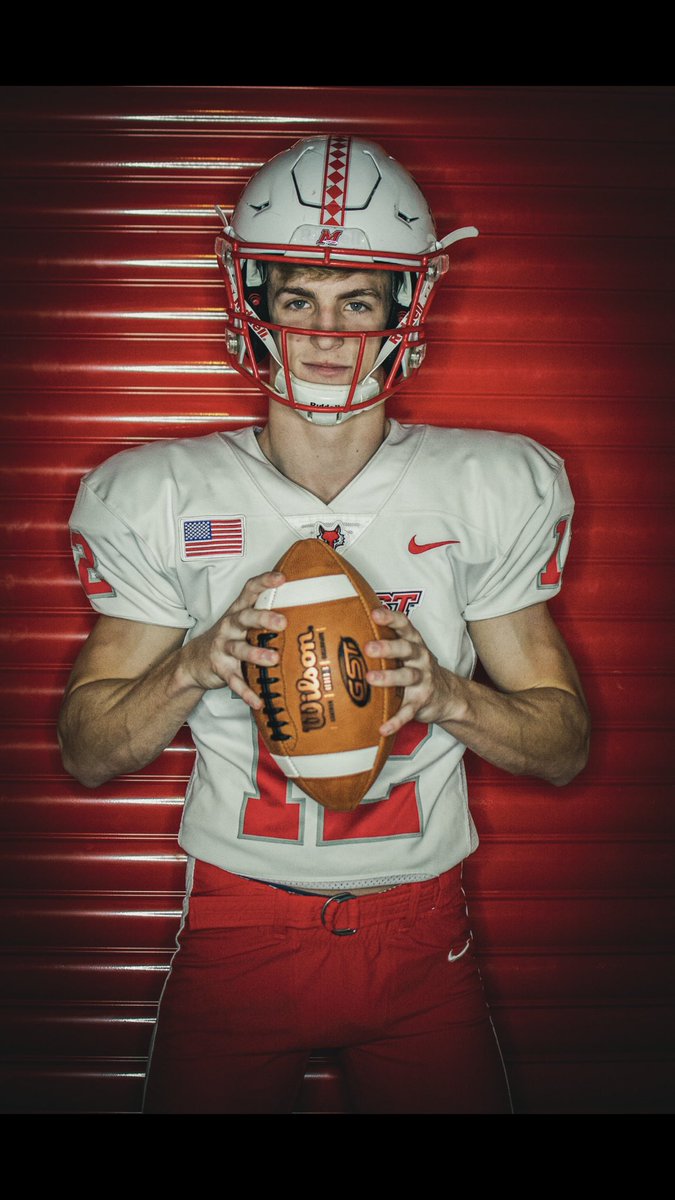BenjiNetting's tweet photo. Thank you to all the coaches that have recruited me, all the coaches at Bolles, my teammates &amp; especially my mom for everything she has done to help me get to this point. Committed to Marist College #DefendTheDen🦊 @Bolles_Football @DSGBCoachCam @Record_Breakerz @6pointsjax https://t.co/jxqvtFOmTp