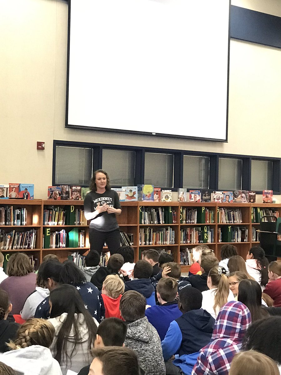 WilmethLonghorn's tweet photo. This was an amazing presentation on acceptance! Great great job Janice Morriss! Our 5the graders were fully engaged! Shout out to @Jewils08 for putting this together! All in! #wilmeth #mymisd https://t.co/m2B6bX2DRU