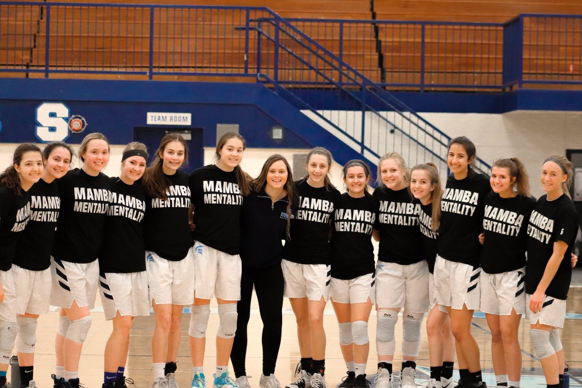 Spartygrlbball's tweet photo. This INCREDIBLY smart group of ballers has a TEAM GPA AVERAGE of 4.26!!! Yes, you read that right... 4.26
that’s their team average!!! 🏀💙😊🤯📚📖📝✏️📓🗒 @espnW @ncaawbb @BCAMCoaches @MHSAA https://t.co/8KUDcXbNud