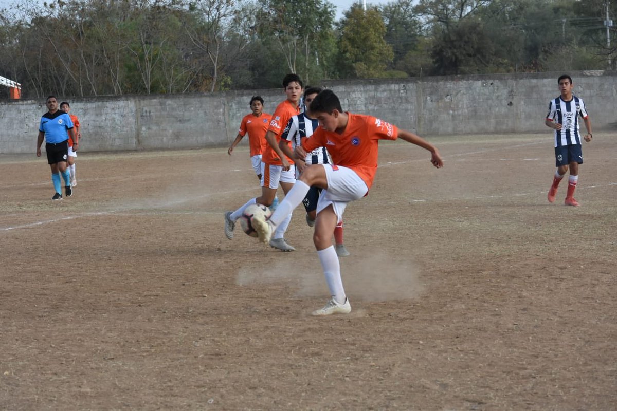 CFCorrecaminos's tweet photo. Nuestros Correcaminos de Juvenil A ganaron ante #RayadosVictoria 3-1 dentro de #CopaUAT
¡Bien hecho ✅!
#AquíPuroCorrecaminos #PorqueNosHacenVibrar https://t.co/eHdEVl5YB6