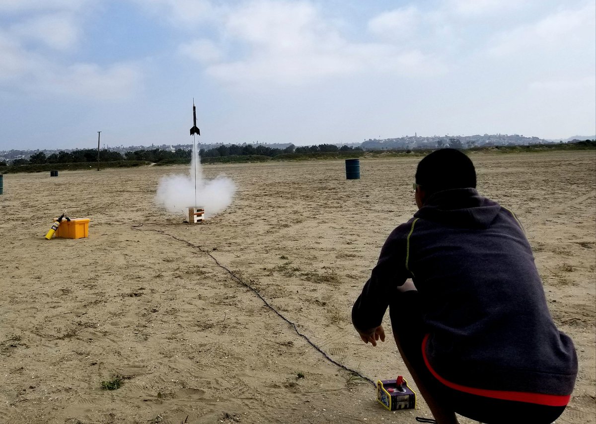 Just want to celebrate my student who chose to challenge himself and work solo.  From design to build to launch, a success!  So proud of him.  Nice work young man!  #PBL #hightechhigh #bluedoteducation #outdoorED