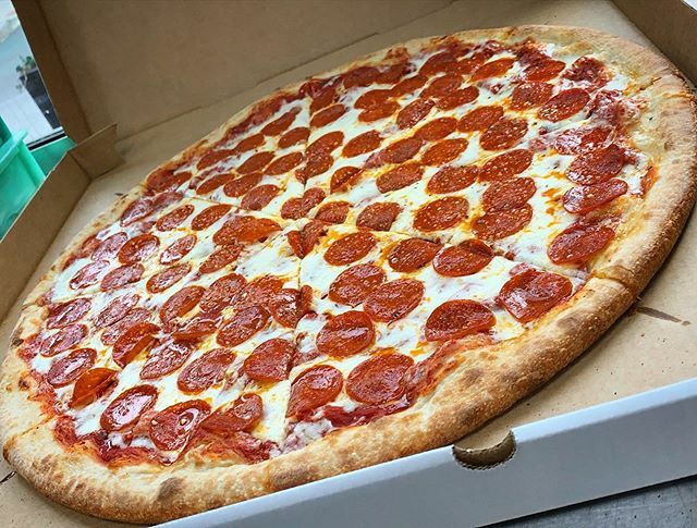 PizzadiJoey's tweet photo. Legends never die.
.
.
#wedothisforreal .
.
.
#oftenimitatedneverduplicated .
.
.
#pizza #brickovenpizza #brickoven #seeyouatthemarket #crossstmarket #crossstreetmarket #pizzalife  #bestpizza #pizzaart #pizzatime  #pizzaporn #pizzapizza  #foodporn #foodcoma #instafood #insta… https://t.co/ZF1OZHwDgx