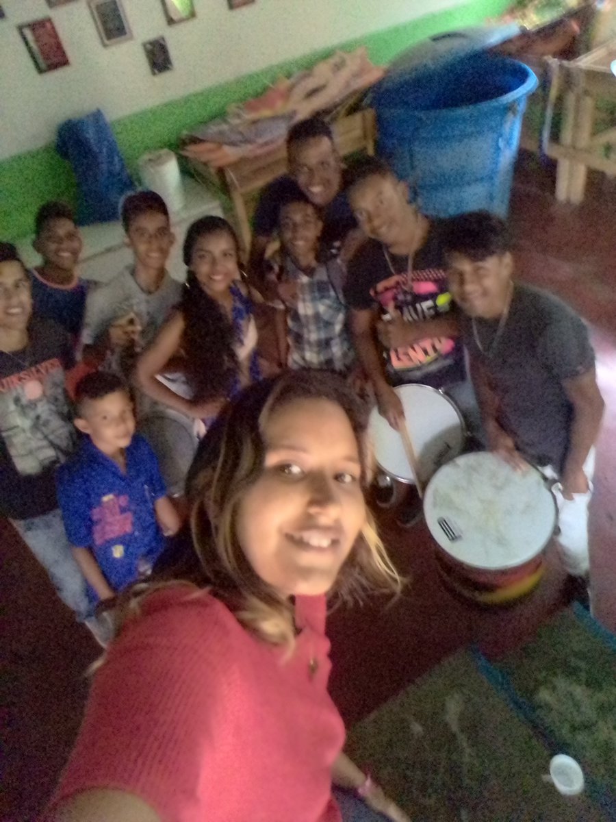 El Carnaval, gran celebración nacional  reafirmando la paz, y el disfrute de la familia. el compartir. Alegría y Paz Venezuela!» Escuela Quince de Enero 2020 @PedroGordon_21 <a href="/NotiCbit/">noti cbit aragua</a> <a href="/NicolasMaduro/">Nicolás Maduro</a> @psuvaristobulo <a href="/leoalvacabrera/">Prof. Leonardo Alvarado</a> @josevsierra <a href="/francelis199/">Francelis Valera  Soy @FundabitAragua</a>