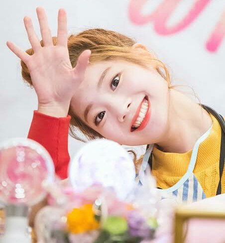 kdahyyn's tweet photo. Holaa masi newbie ni di rp twt, mari mutualan dan pambest an (: yg suda lama di rp twt bole la ajarin wkwk #roleplayer #roleplayerindonesia #mutualan #fambest #rp https://t.co/M3IzhreZ9T