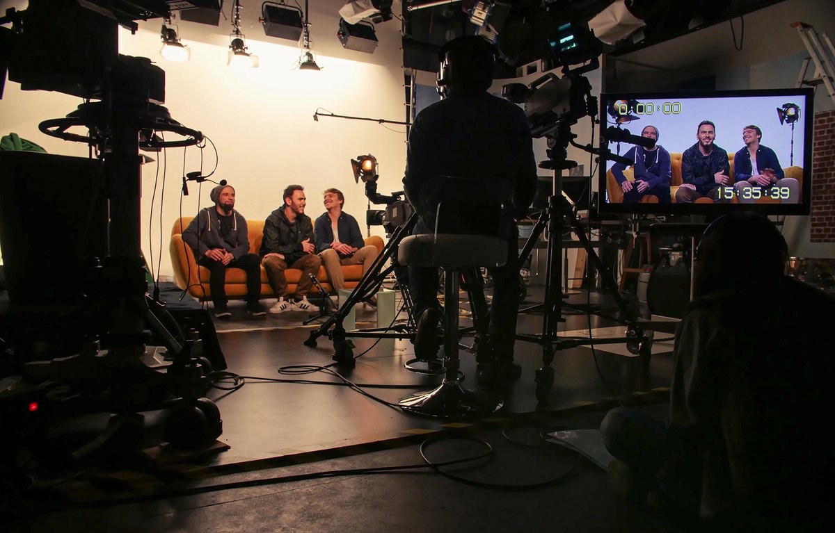 atlaskarma's tweet photo. Retrouvez nous très bientôt en interview sur France 3 Nord Pas-de-Calais avec une surprise en bonus!😁Merci à France Télévisions de nous avoir aussi bien accueilli par une équipe plus qu'adorable #showbusiness😄 #francetélévision #france3 #interview https://t.co/tBHPuwv1bc