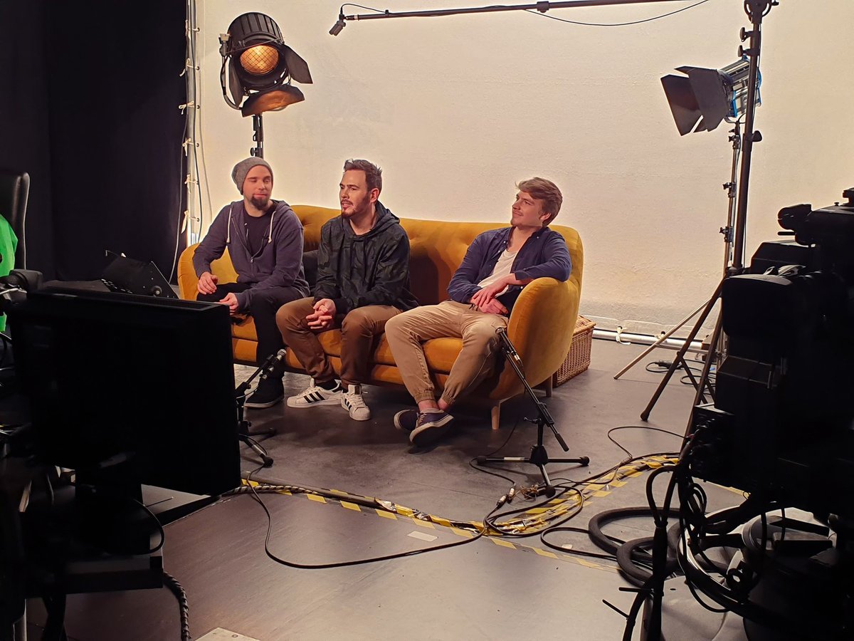 atlaskarma's tweet photo. Retrouvez nous très bientôt en interview sur France 3 Nord Pas-de-Calais avec une surprise en bonus!😁Merci à France Télévisions de nous avoir aussi bien accueilli par une équipe plus qu'adorable #showbusiness😄 #francetélévision #france3 #interview https://t.co/tBHPuwv1bc