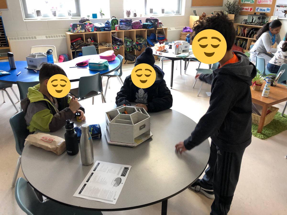 stjamescglc's tweet photo. The St. James Ecoteam is preparing something for Lent. Thanks Mr. Black for helping us out! https://t.co/SuHbcRcWEz