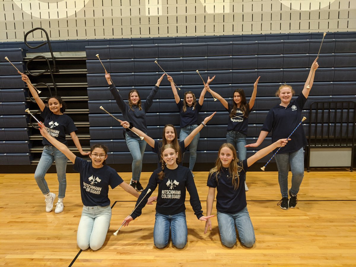 MrsHriniak's tweet photo. A spectacular Winter Color Guard Performance! @NMSBandOrch @nmsbandfront @NitschmannMS https://t.co/05j0agNJUy