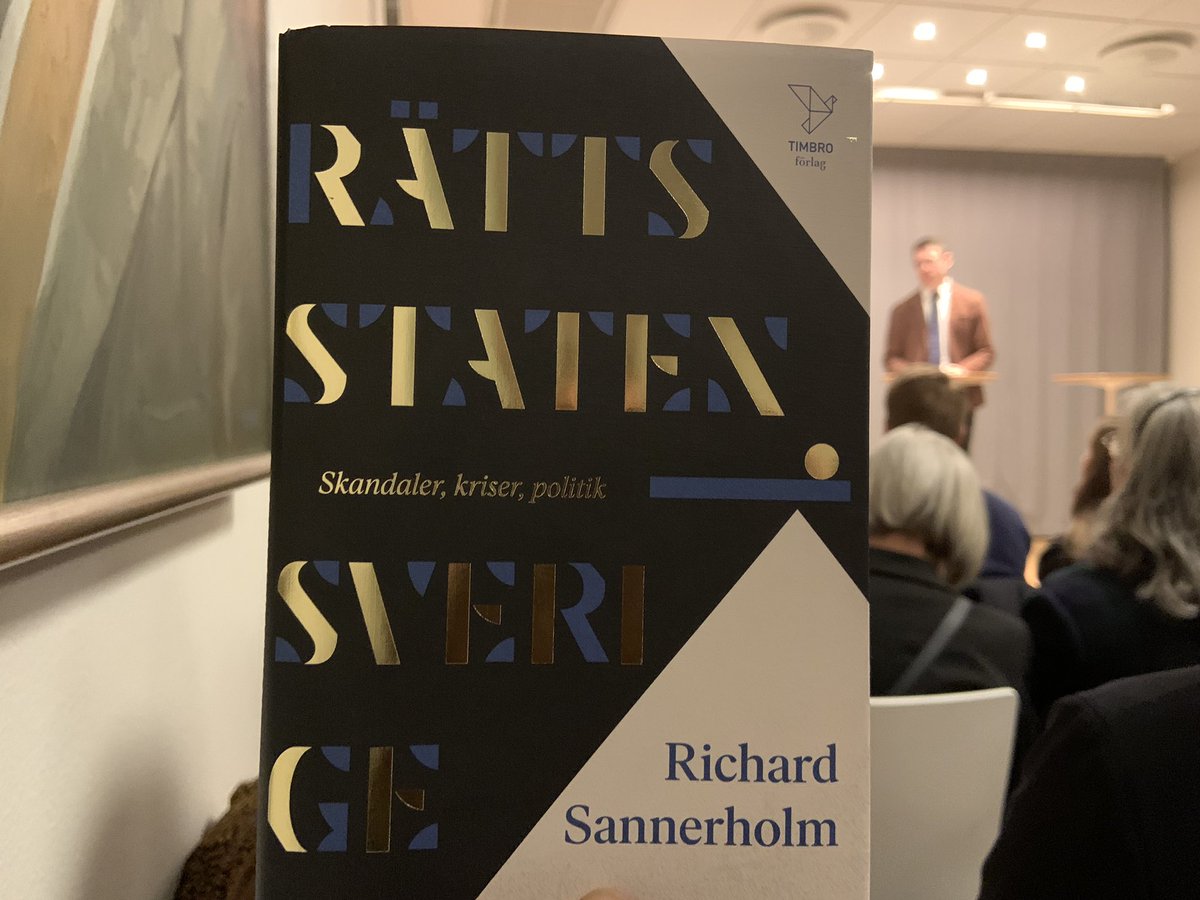 DomGorska's tweet photo. Vad händer när gränserna suddas ut mellan det offentliga och det privata?@rsannerholm lansering av nya boken #rättsstaten Sverige, ”en berättelse som berör oss alla” och belyser vikten av att följa regelverk för att främja god offentlig förvaltning https://t.co/qnj31RqUxj
