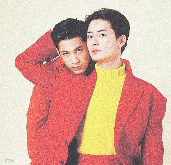 PERAYA is my superior ship. I stayed as a fan because you both [ Krist and Singto ] are amazing. Despite of all the issues, I learned to be strong and firm. We love you from the bottom of our heart and it will never change. #4Yearswithทีมพีรญา #KristSingto  #PERAYA