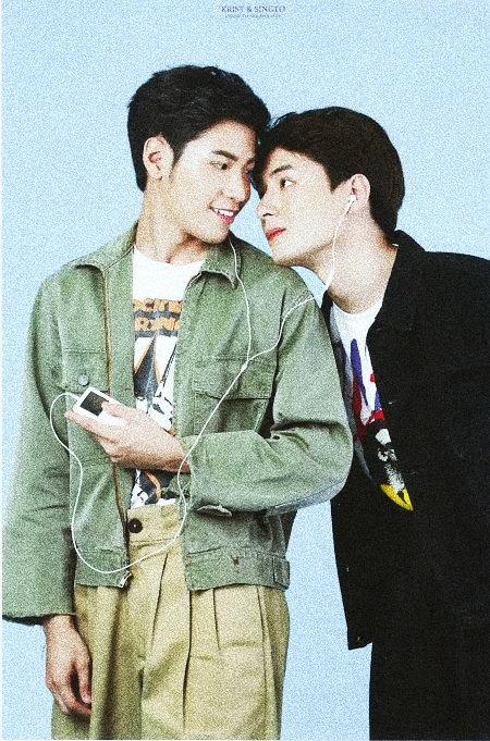 If I'm able to meet them again, I'll let them know how grateful and thankful I am. Just hoping that I'm able to visit them in Thailand very soon [ or even just a glance, I'll be very happy ]. [ Shettttt, I can be a drama queen] #4Yearswithทีมพีรญา #KristSingto  #PERAYA