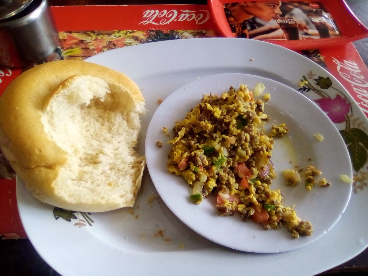 GetachewSS's tweet photo. Anbesa! #Breakfast #KaffeDays #EggsNMeat #EverydayEthiopia https://t.co/dp1qAQ83iQ