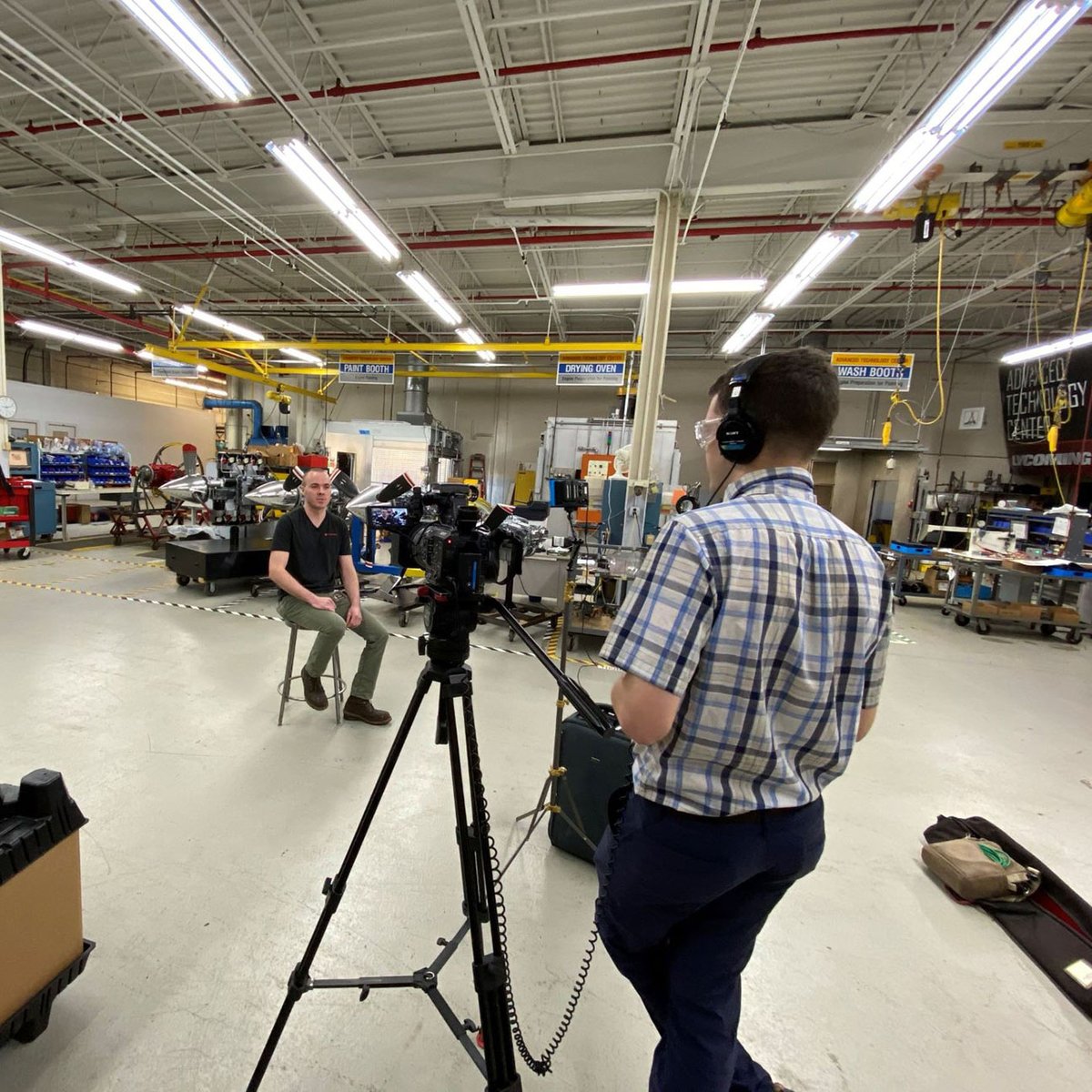LycomingEngines's tweet photo. AOPA visited the factory recently, keep an eye out for their #Thunderbolt Engine article in the April issue! #engine #Lycoming #horsepower #avgeek #LycomingEngine @AOPA https://t.co/mTGHA9HKs0