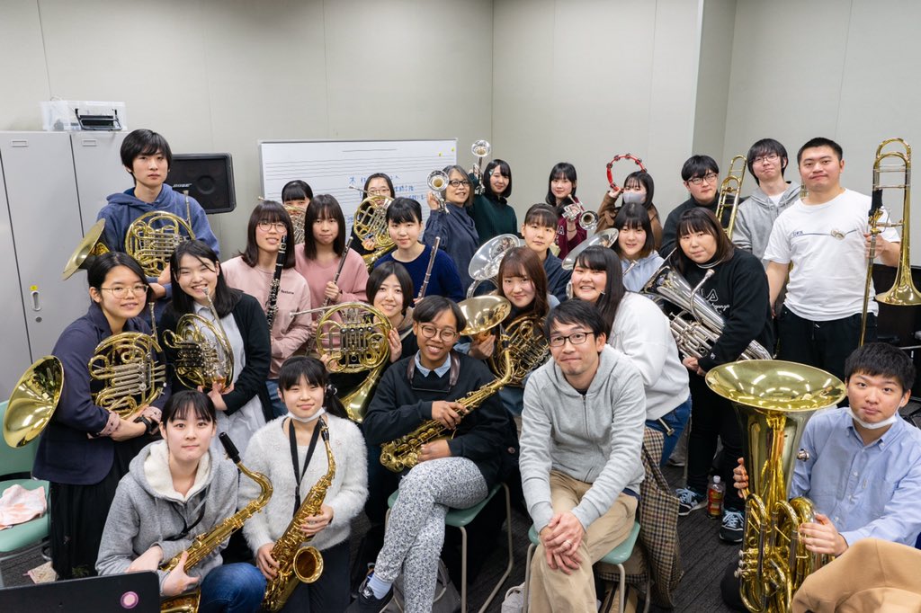 esp_windrepair's tweet photo. 【#ESP管楽器】
こちらはコンサート最後の出演チームウインドアンサンブルです！どなたでも楽しめる曲を多数ご用意しております！☺️✨

2020年2月22日(土) #管楽器アコースティックコンサート にてお披露目です🌈🌈

詳しくはこちら👇
https://t.co/wYvMCzh2b8

#管楽器 #リペア #コンサート #ESP学園 https://t.co/zhl1oIARC3