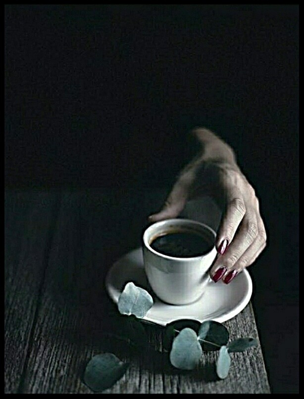ScarletMusings's tweet photo. Much coffee needed today...☕ https://t.co/6TT4vtgcAR