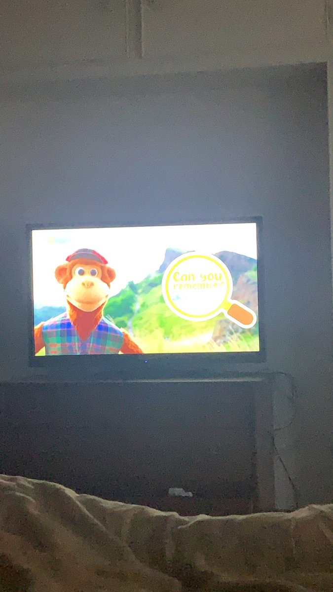 alicefwalker's tweet photo. @channel5_tv please sort out your milkshake schedule - this monkey programme is so boring for toddlers (and parents) up at 7am. Surely there is something else story based not factual. https://t.co/vEXO5GMDXY