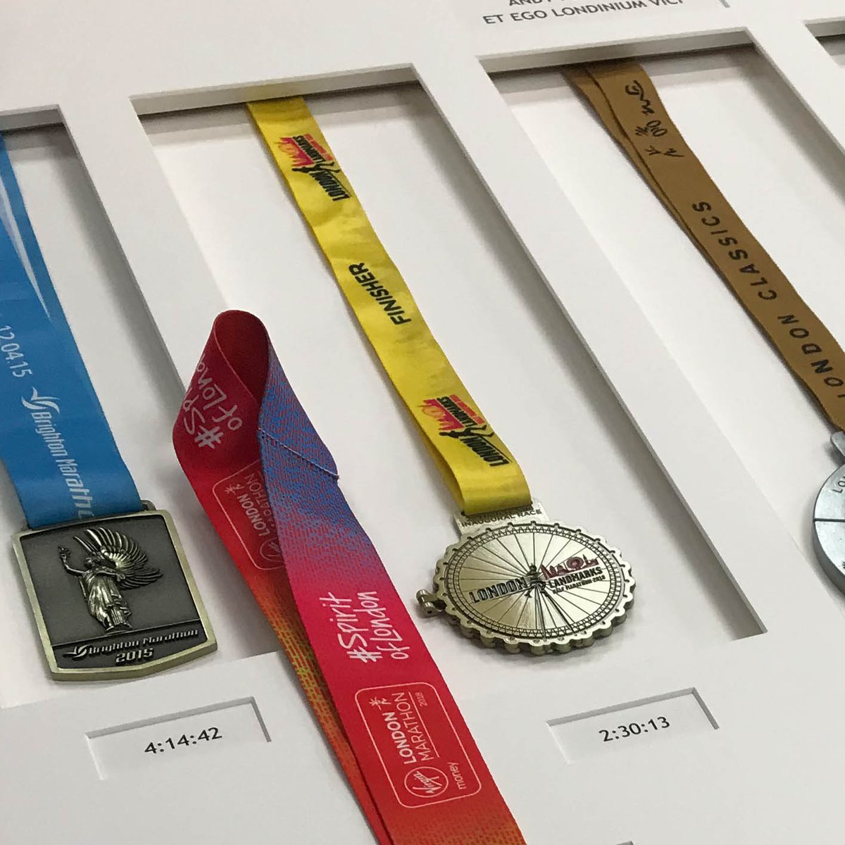 London Classics Finisher Medals Display Holder Full