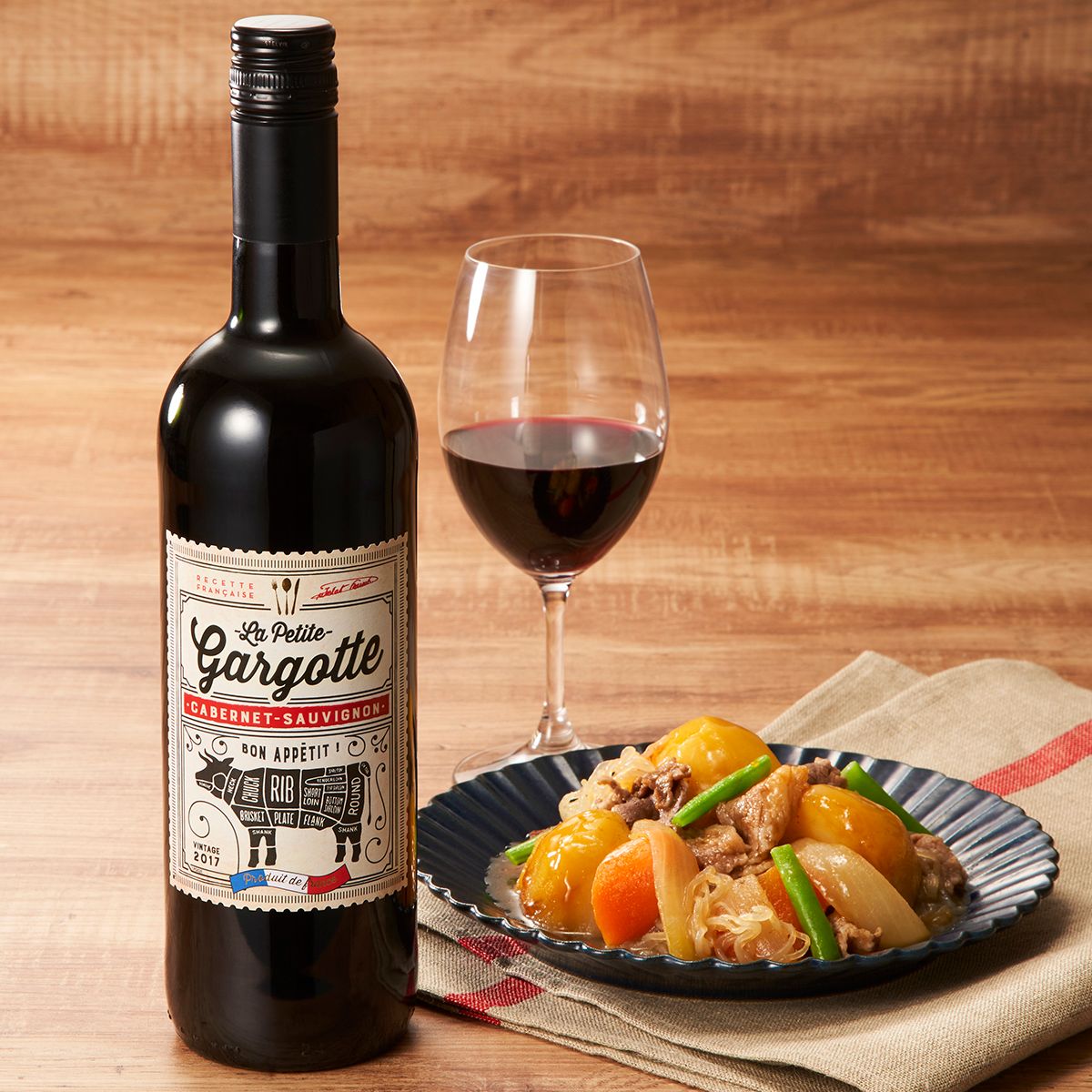 煮込み料理にぴったりなおすすめワイン】肉じゃがと相性抜群の「ラ