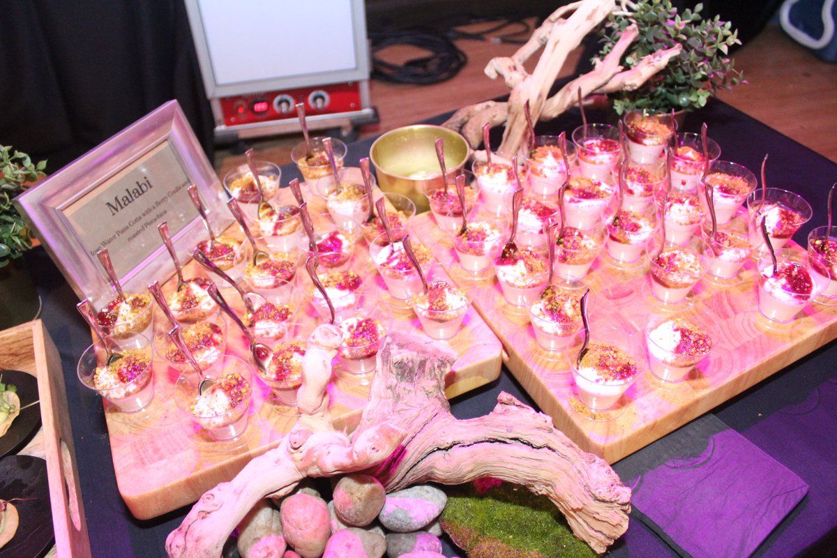 Foodfaye's tweet photo. Exotic rum & rose water cocktail with cardamom & delicious malabi dessert made of #rosewater & almond milk panna cotta with pistachios at The Boulevard table @ #KosherFoodandWineExperience in Los Angeles, continuing today until 9:30 pm.
#kfwe #kosher #wine #Israelifood
@Timgal2 https://t.co/3BZpmZTwro