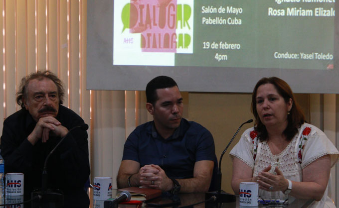 YaselToledo10's tweet photo. Espere la transcripción del Dialogar, dialogar, realizado #hoy en Pabellón #Cuba. Dos horas de interesante intercambio, con Rosa Miriam Elizalde e Ignacio Ramonet. sobre Colonialismo 2.0 y desafíos de la izquierda.Favorables reflexiones para tener en cuenta siempre. #AHSCuba. https://t.co/PeEm8yC5XB