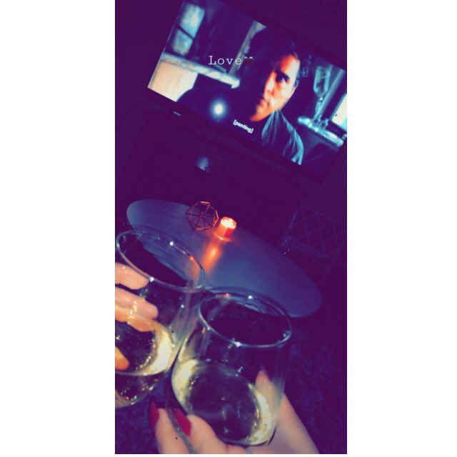 Xitlally_06's tweet photo. Blessed w her β₯οΈβ¨ thank goodness she just down the street & come keep me company when I most need it π #mypooky #friendssinceforever #winenight #narcos https://t.co/S1HqKC0jWm
